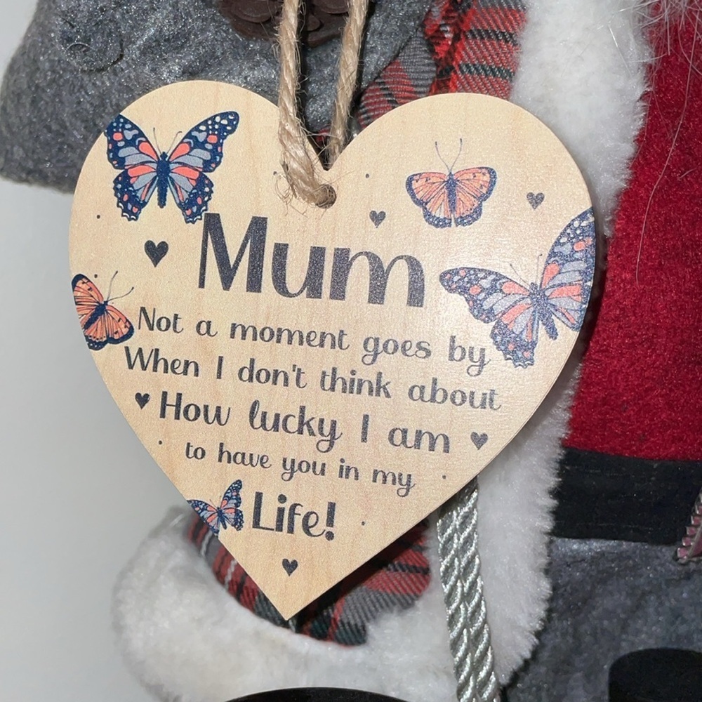 Mom Wooden Heart Hanging - Picture 6 of 6